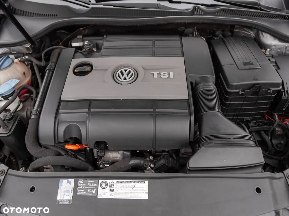Volkswagen Golf - 31