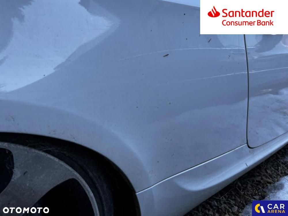 BMW Seria 3 325i - 39