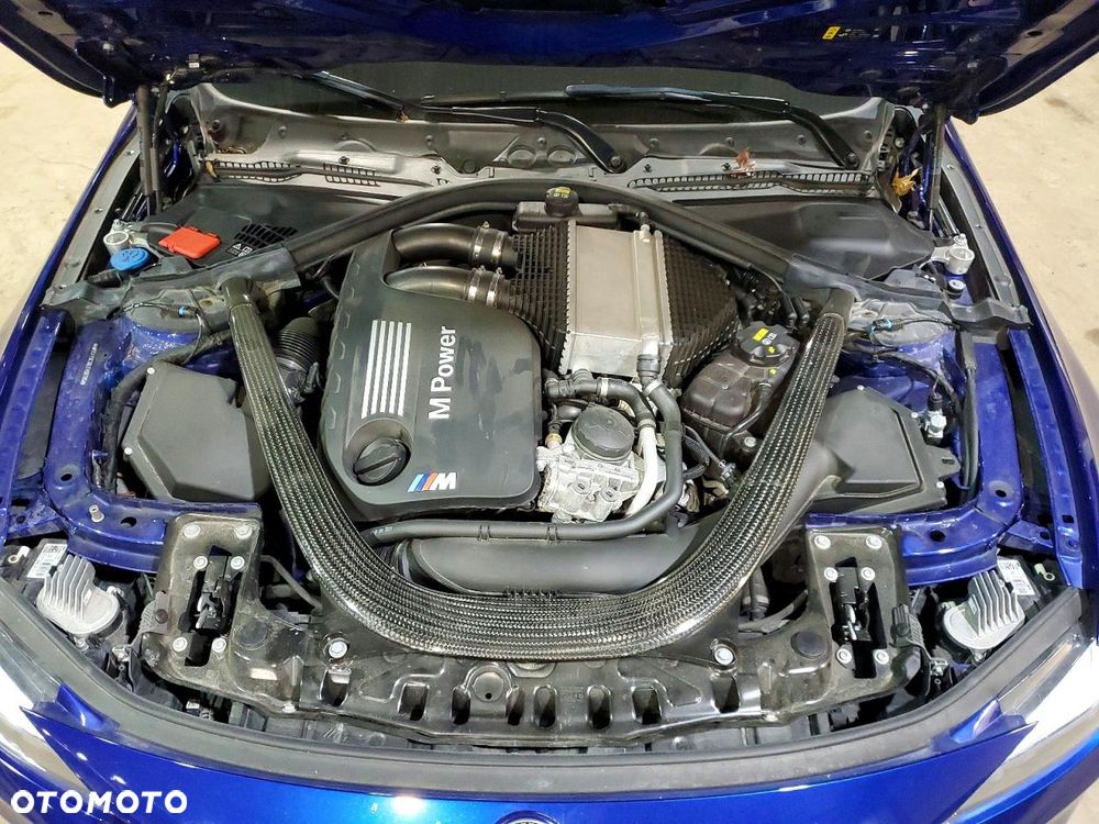 BMW M4 DKG - 11