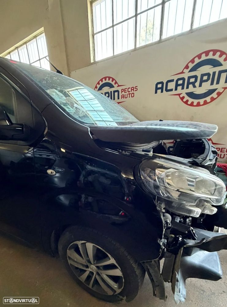 Guarda Lamas Direito Peugeot Expert/Citroen Jumpy Ano 2018 - 2