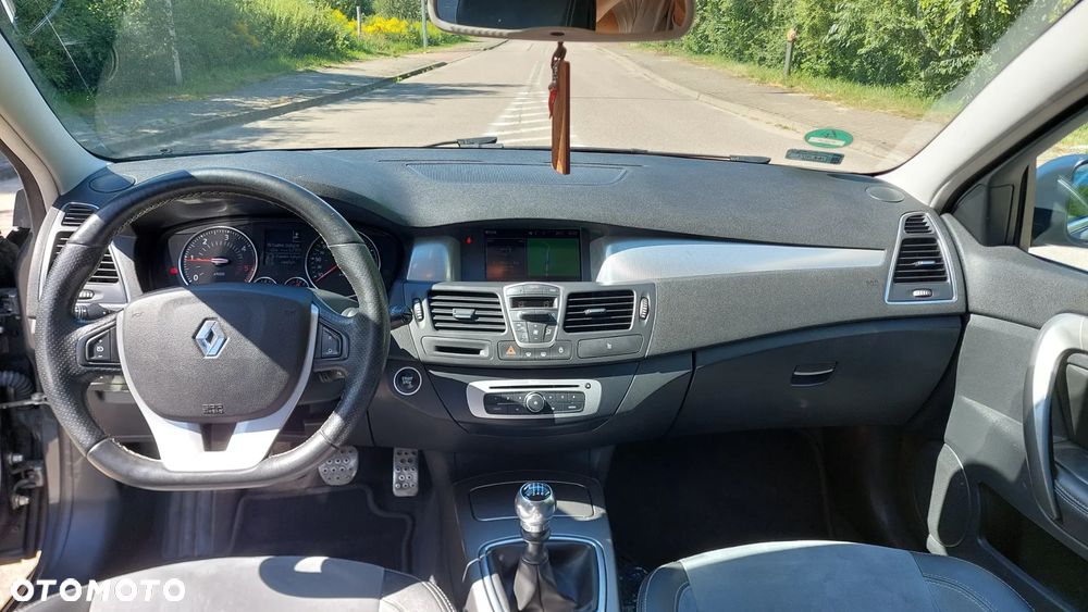 Renault Laguna ver-2-0-dci-gt-4ws - 15