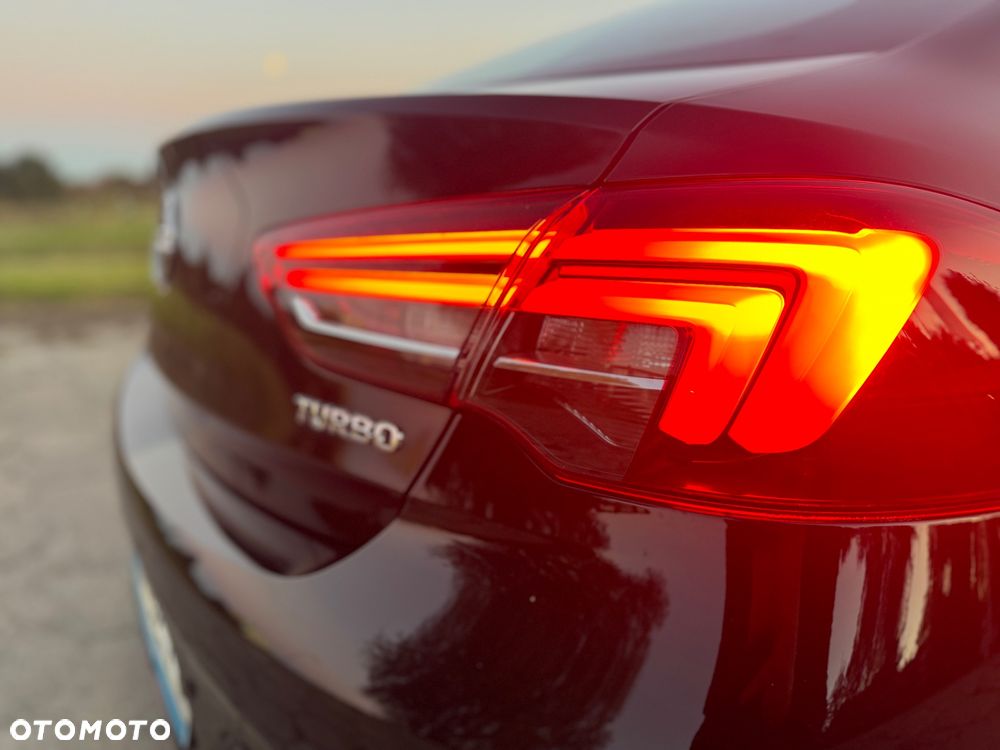 Opel Insignia 1.5 T Enjoy S&S Eco - 14