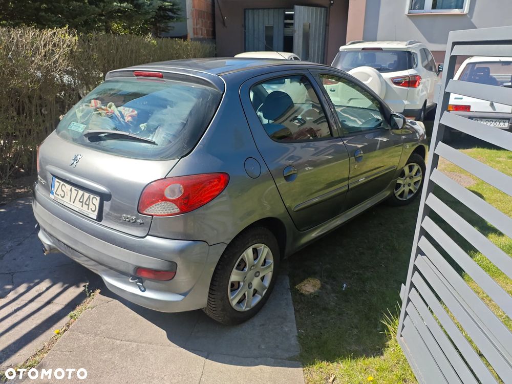Peugeot 206 plus 1.1 Presence Euro5 - 5