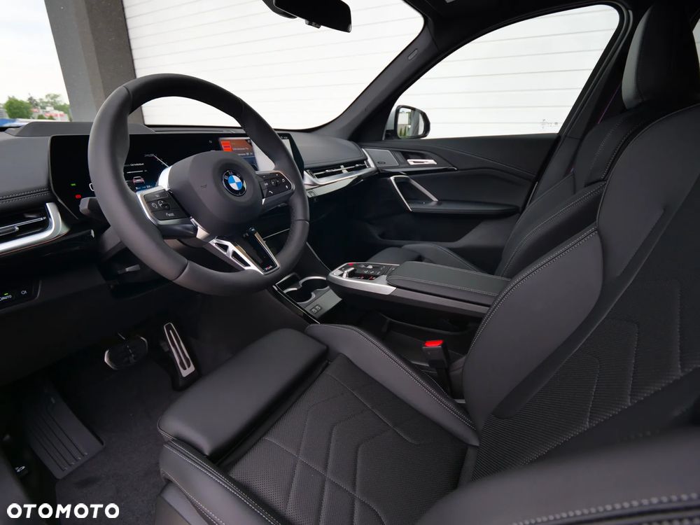 BMW X1 xDrive23i mHEV M Sport sport - 28