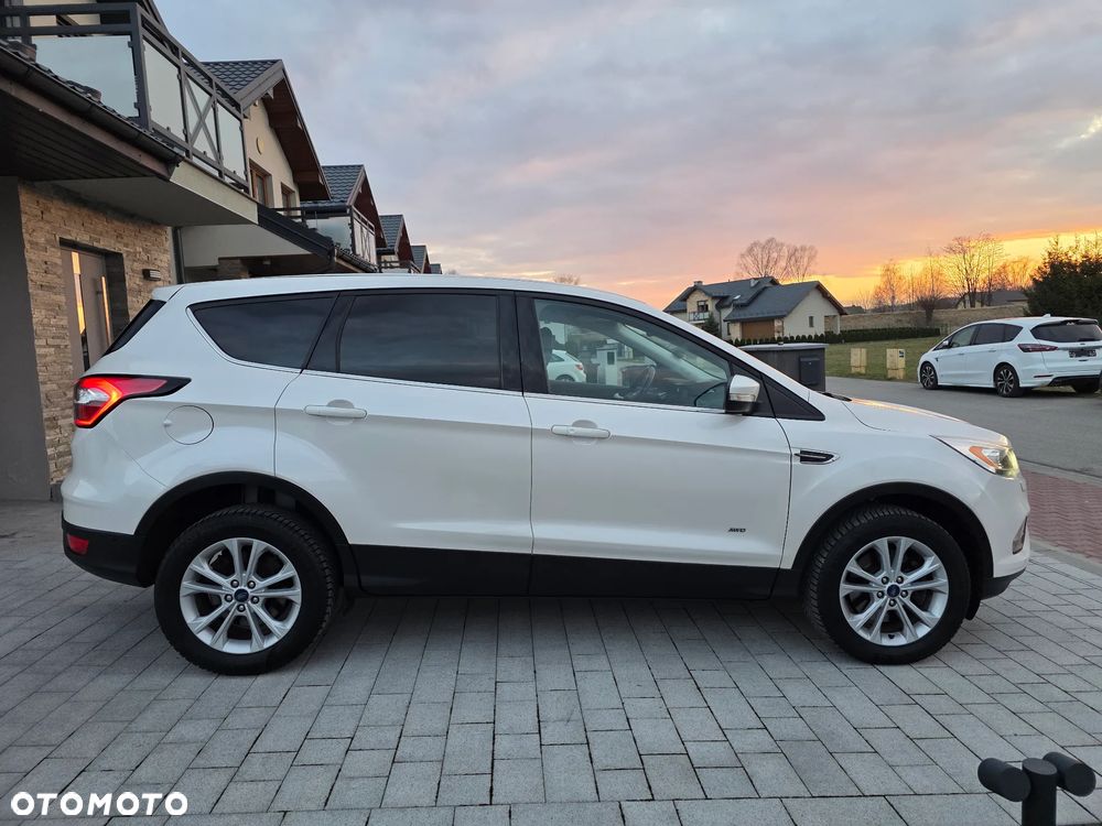 Ford Kuga 2.0 TDCi 4x4 Titanium - 7