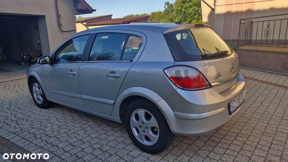 Opel Astra - 4