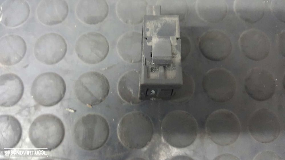 CONTROLE DE AJUSTE DE LUZES PEUGEOT 207 X-LINE - 3