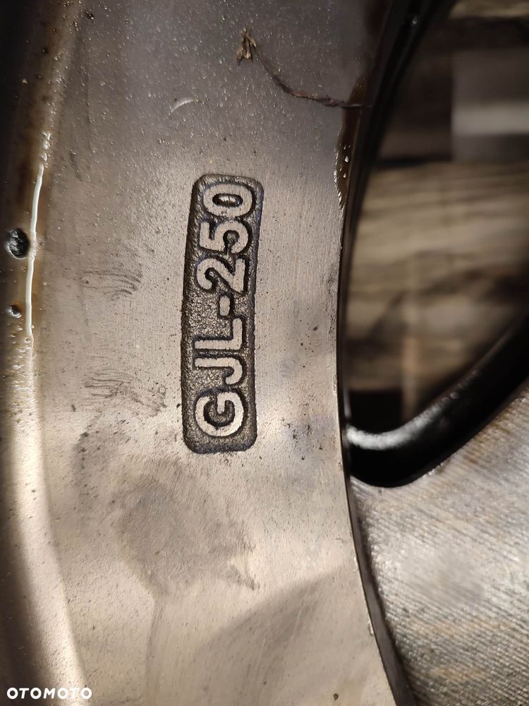 Hamulce tył FENDT 824 VARIO (M835150150131) - 8