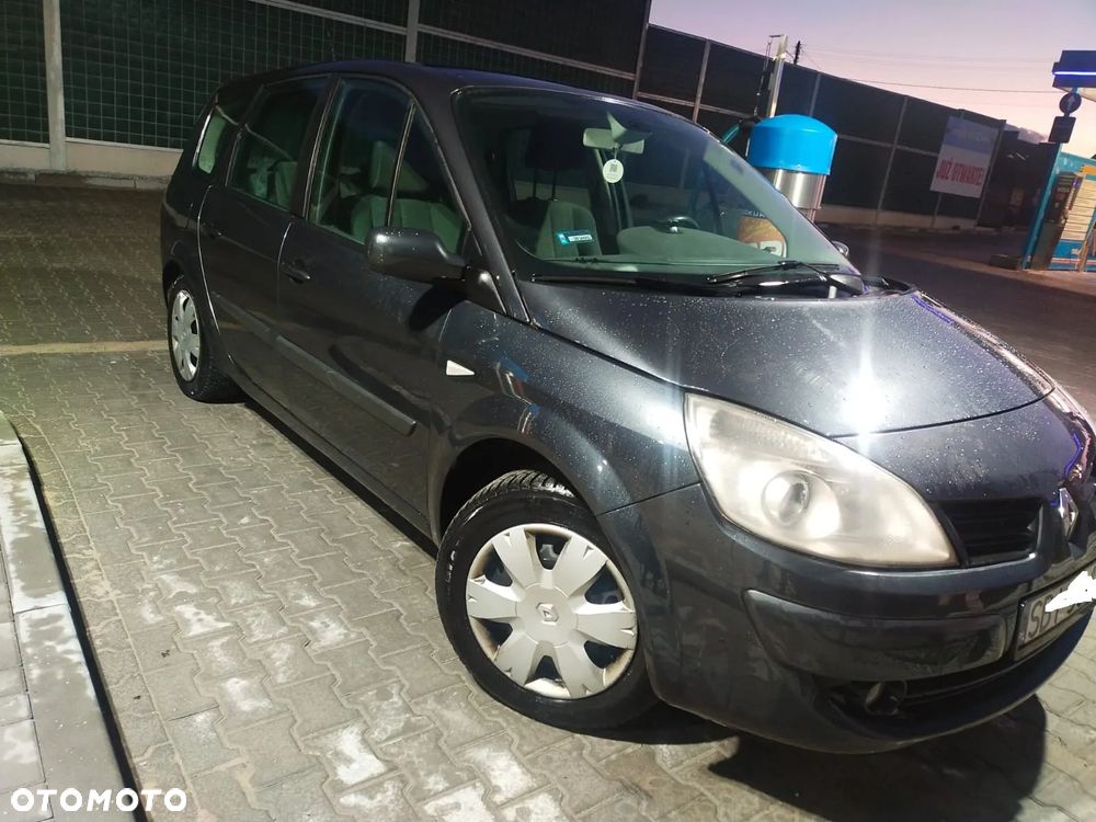 Renault Grand Scenic - 6