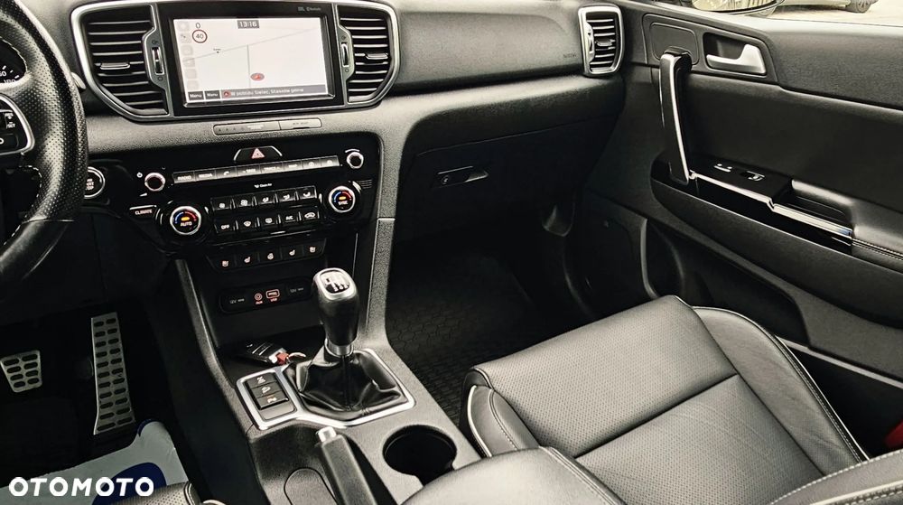 Kia Sportage 2,0 CRDI AWD GT Line - 33