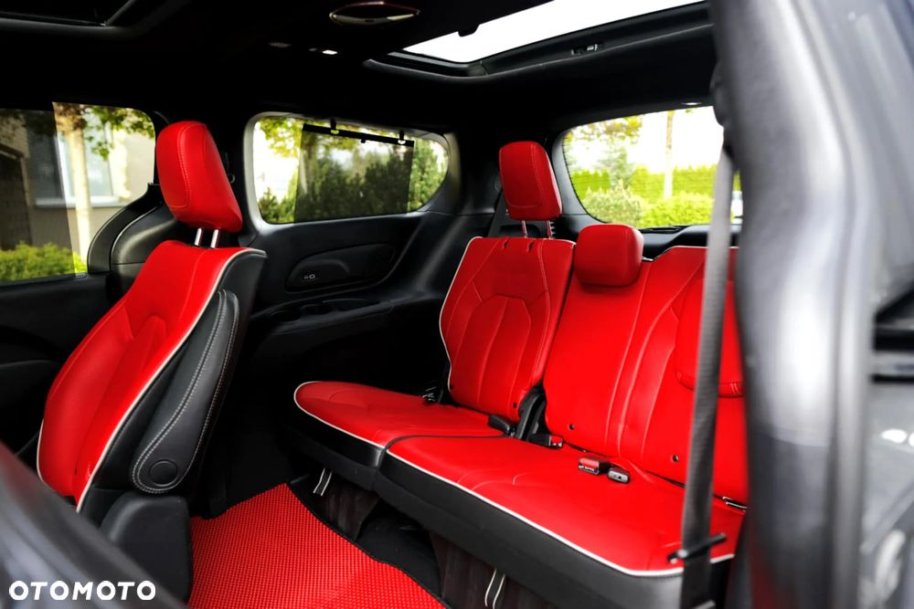 Chrysler Pacifica - 20