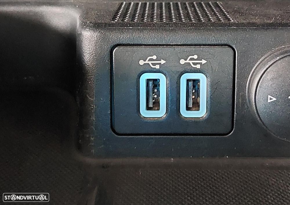 Ford Kuga 1.5 TDCi EcoBlue Titanium - 45