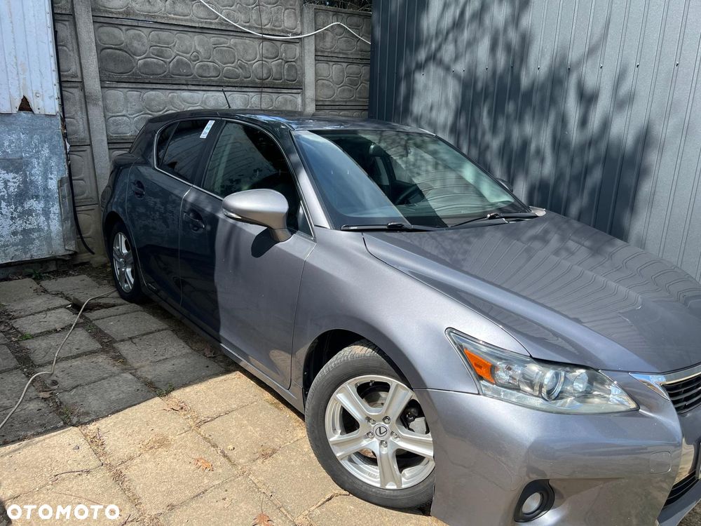 Lexus CT - 2