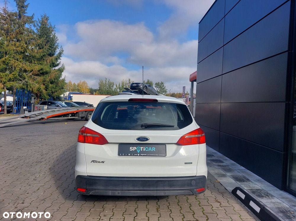 Ford Focus 1.0 EcoBoost Trend ASS - 5
