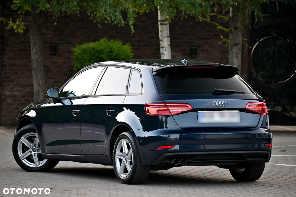 Audi A3 Sportback 2.0 TDI S tronic design - 20