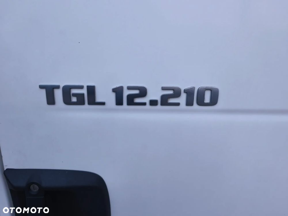MAN TGL 12.210 - 3