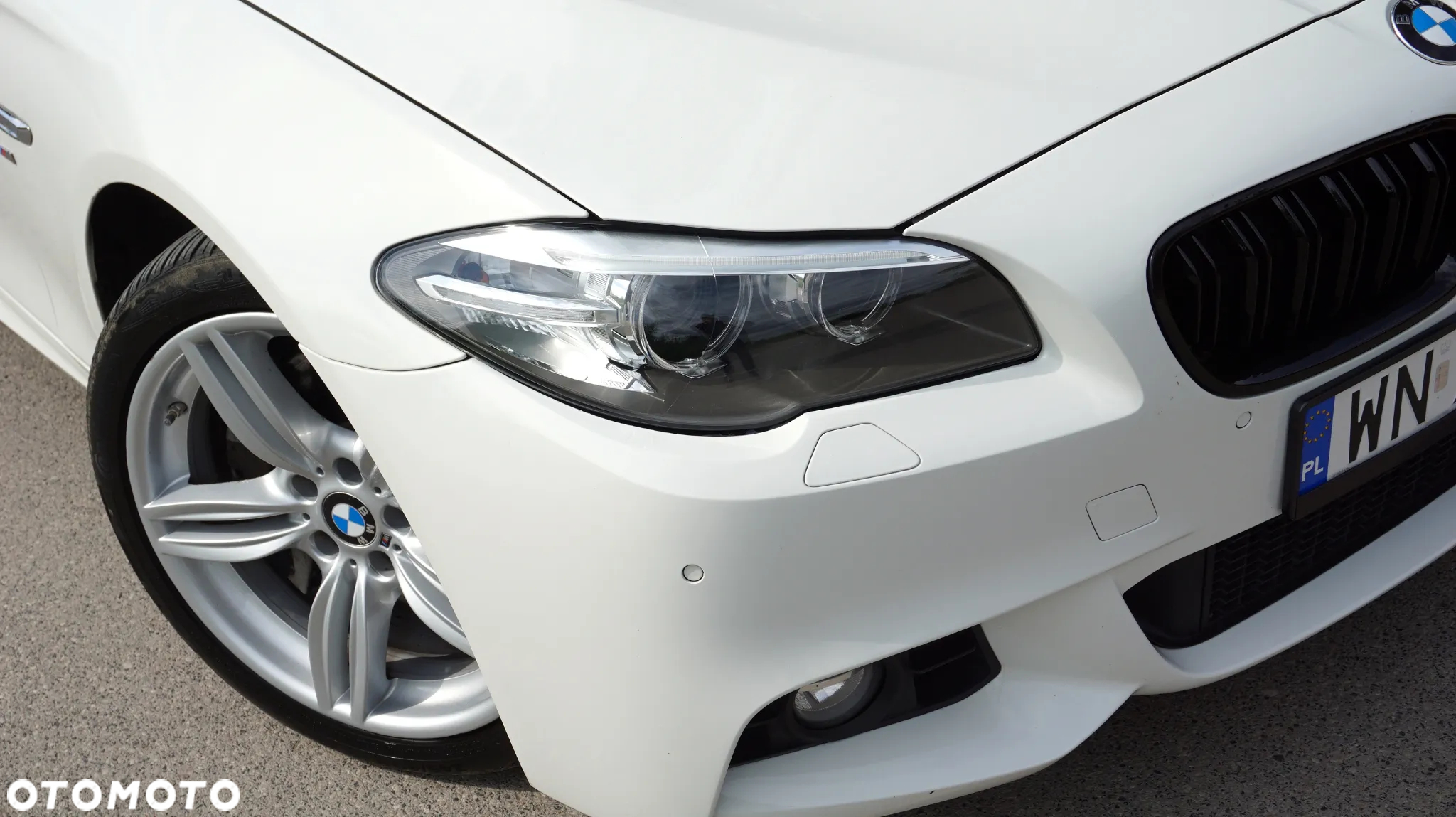 BMW Seria 5 525d xDrive Touring - 34
