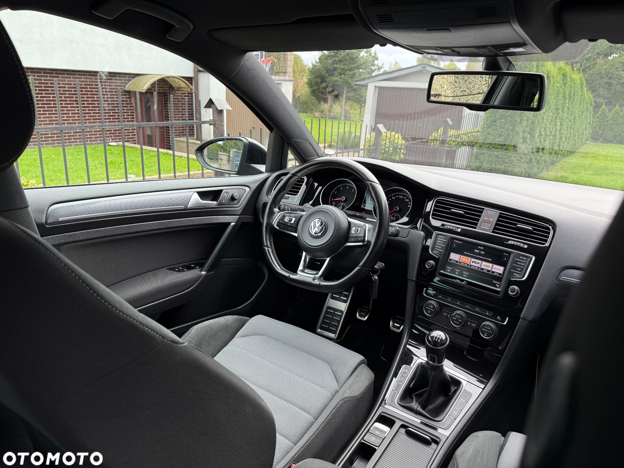 Volkswagen Golf - 13