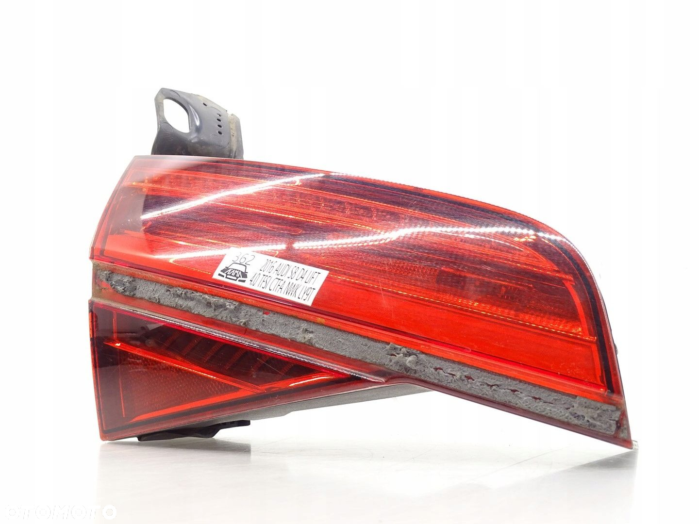 LAMPA LED MATRIX LEWA TYLNA LEWY TYŁ W KLAPĘ AUDI A8 S8 D4 LIFT 4H0945093K - 2