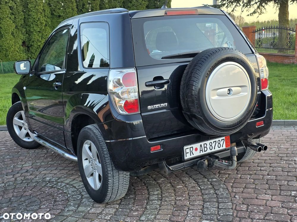 Suzuki Grand Vitara 1.6 Black&White - 7