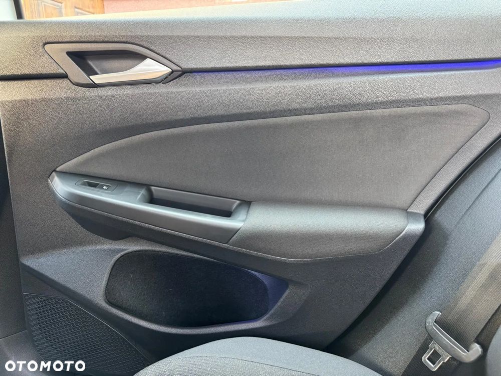 Volkswagen Golf VIII 1.5 TSI EVO Life - 28
