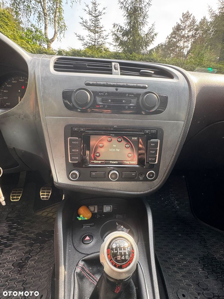 Seat Leon 1.8 TSI R edition - 14