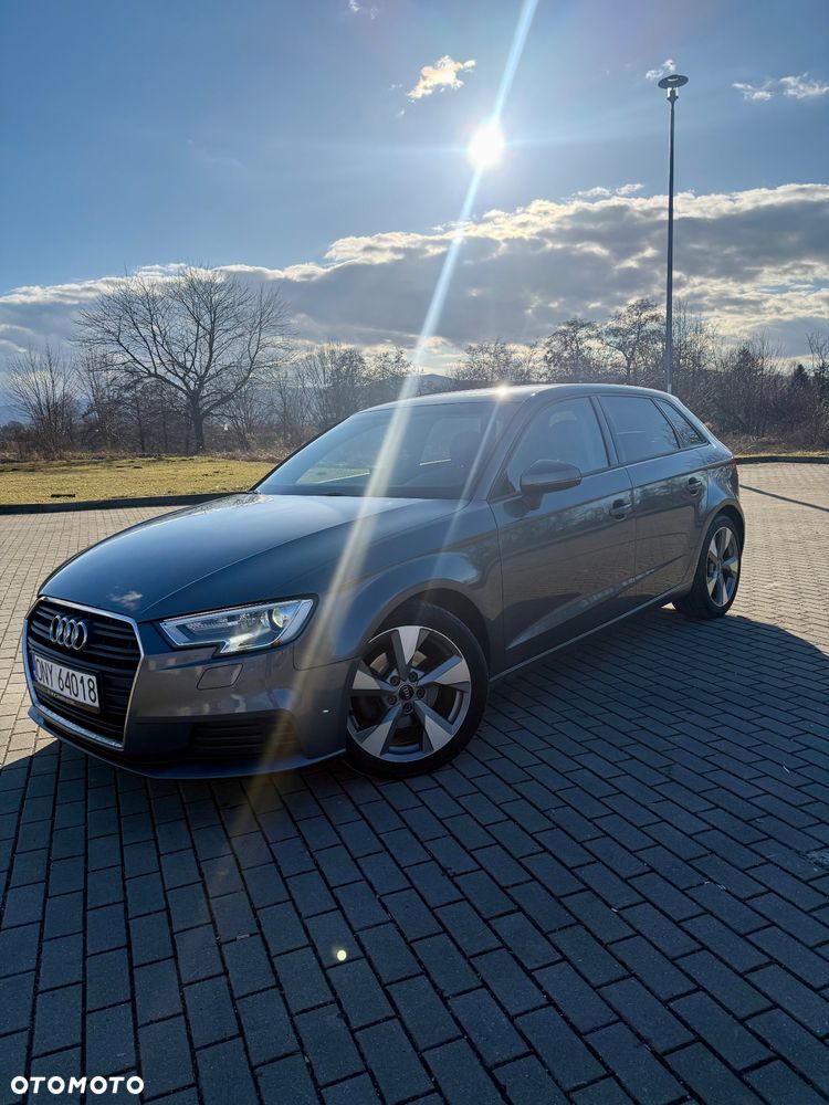 Audi A3 Sportback - 3