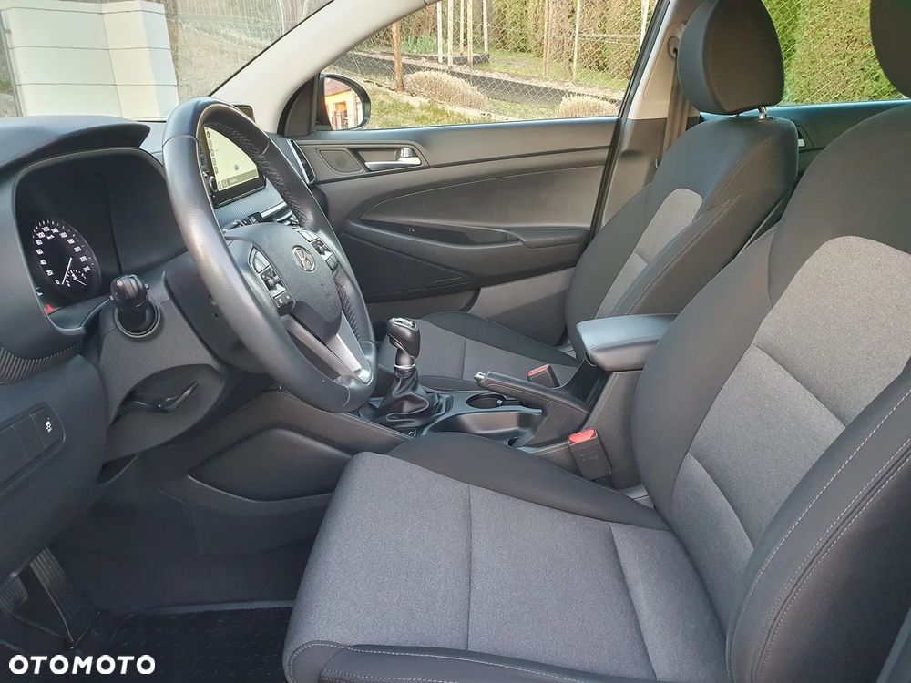 Hyundai Tucson 1.6 GDi 2WD Pure - 17