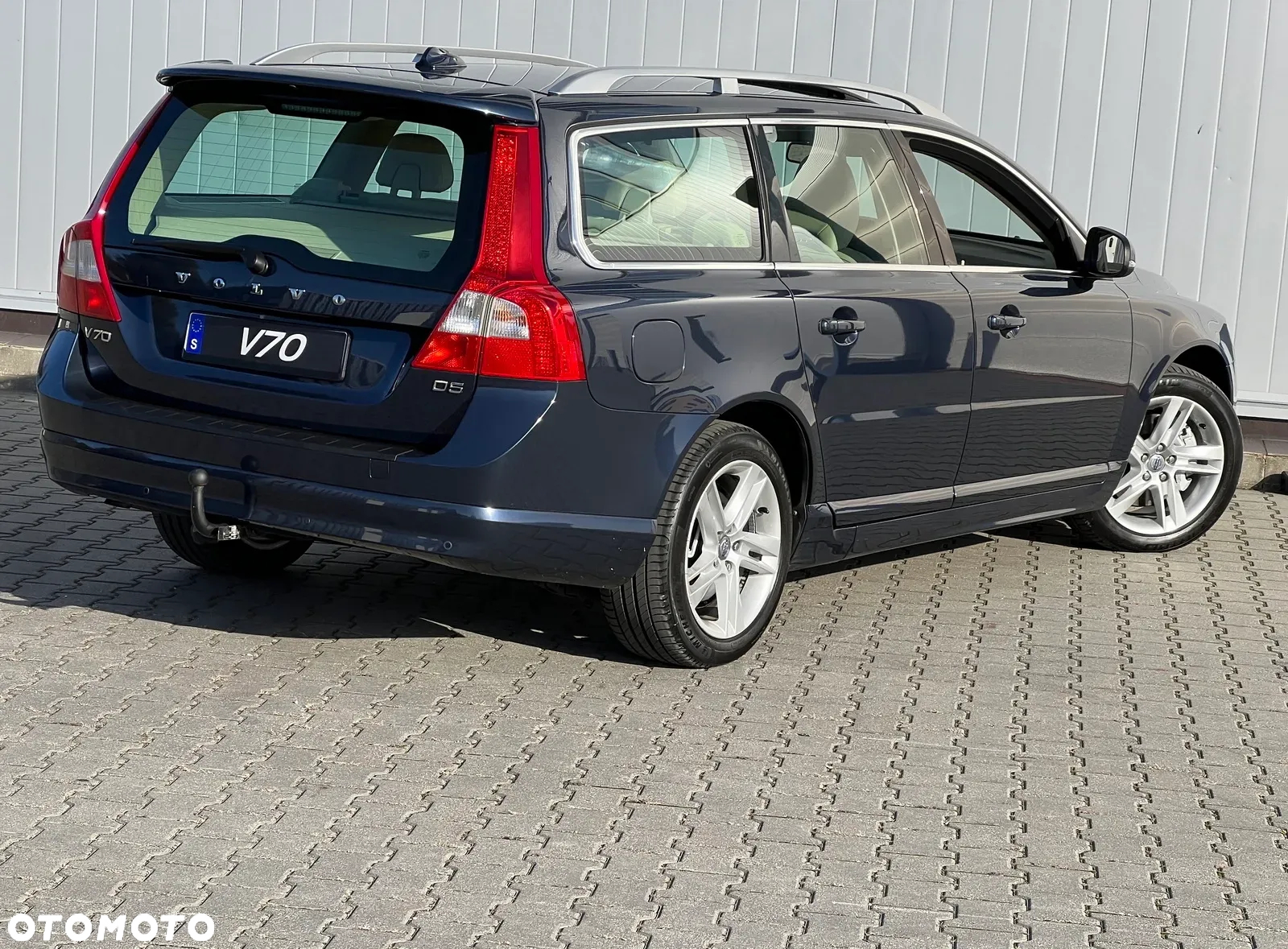Volvo V70 D5 Summum - 14