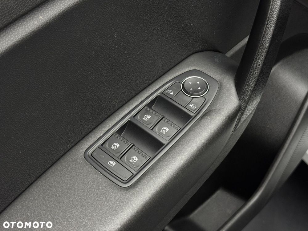 Renault Captur - 21