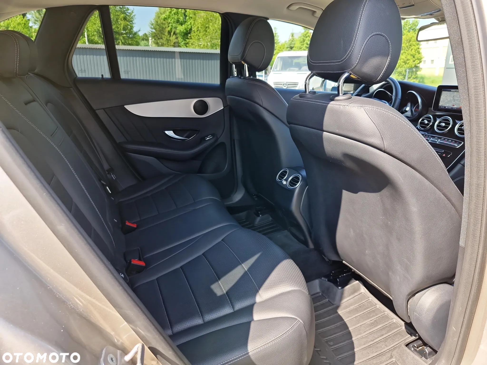 Mercedes-Benz GLC 250 d 4Matic 9G-TRONIC - 16