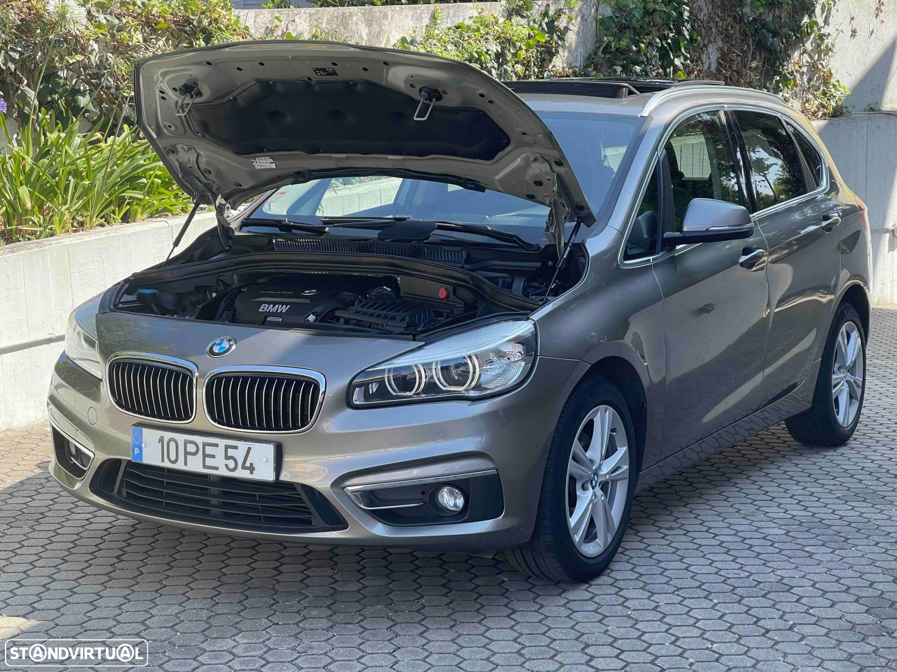 BMW 218 Active Tourer d Line Luxury Auto - 18