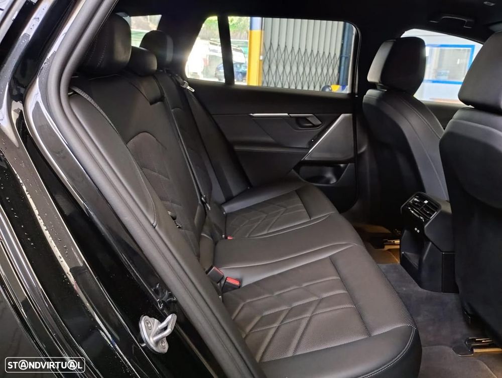 BMW 530 e Pack Desportivo M - 18