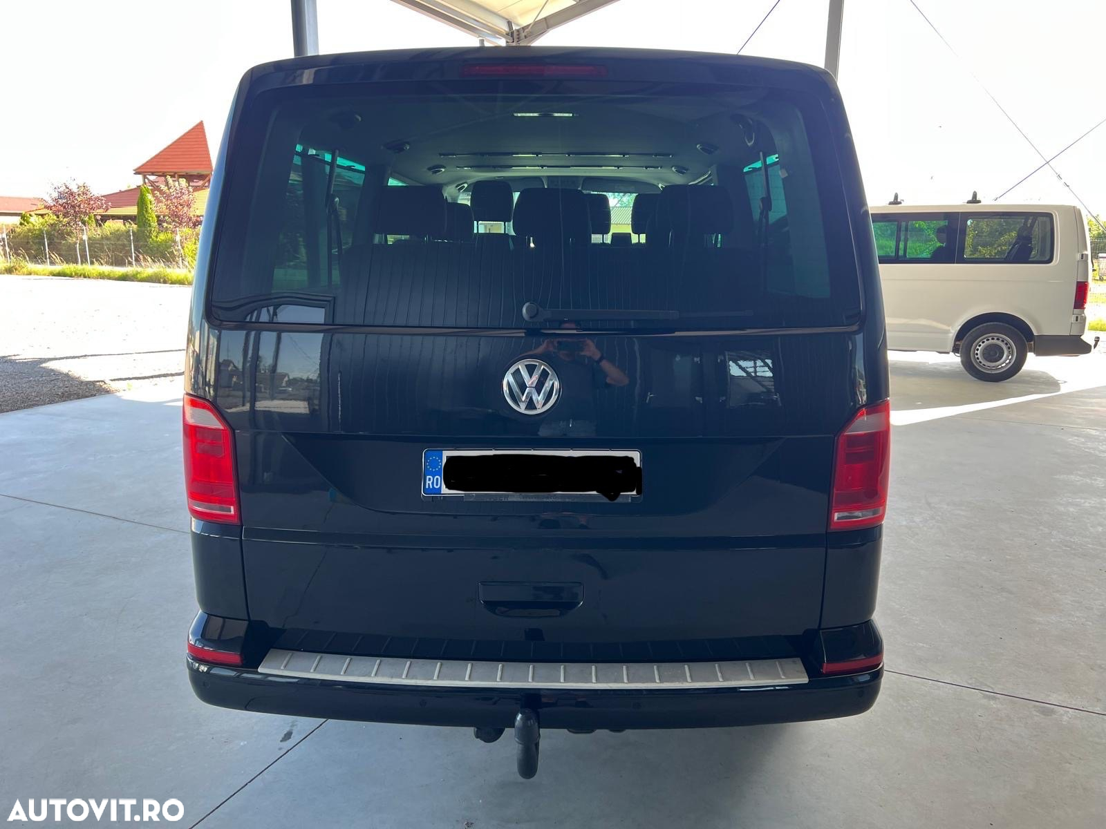 Volkswagen Caravelle T6 2.0 TDI LR Comfortline - 12