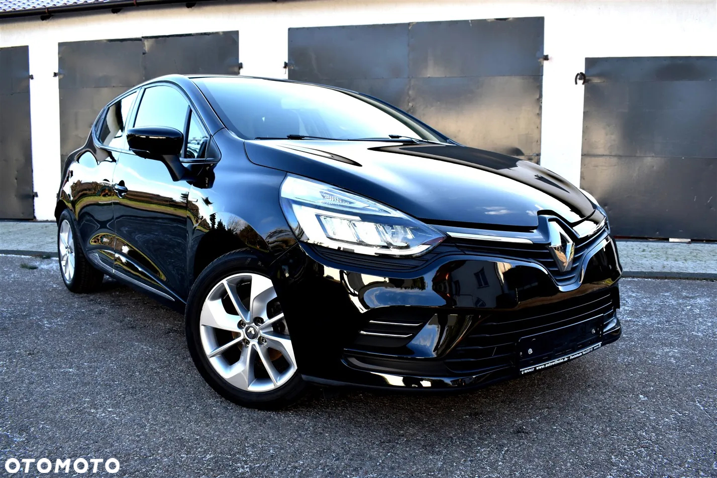 Renault Clio 1.2 16V Limited EU6 - 40