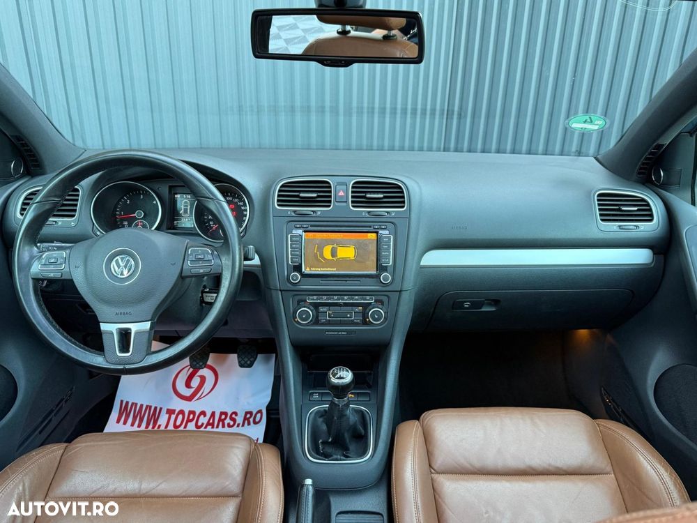 Volkswagen Golf - 6