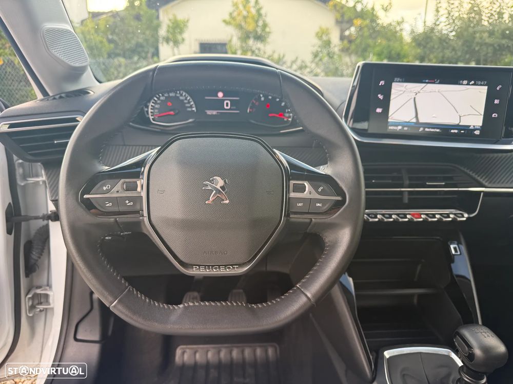 Peugeot 208 1.2 PureTech Active Pack - 17