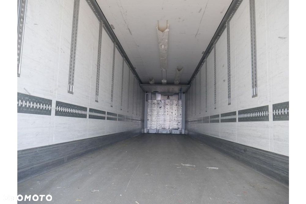 Schmitz Cargobull Trailer Reefer Flower Width & Dual Temp & Double Stock Straight - 6