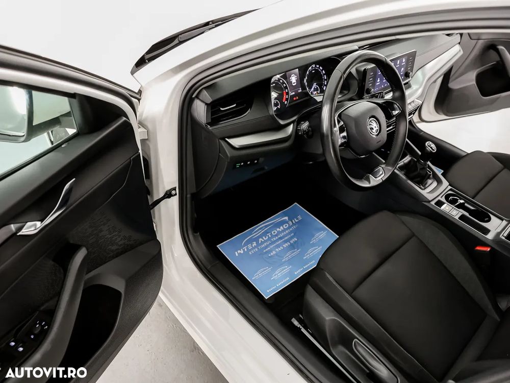 Skoda Octavia Combi 2.0 TDI Active - 13