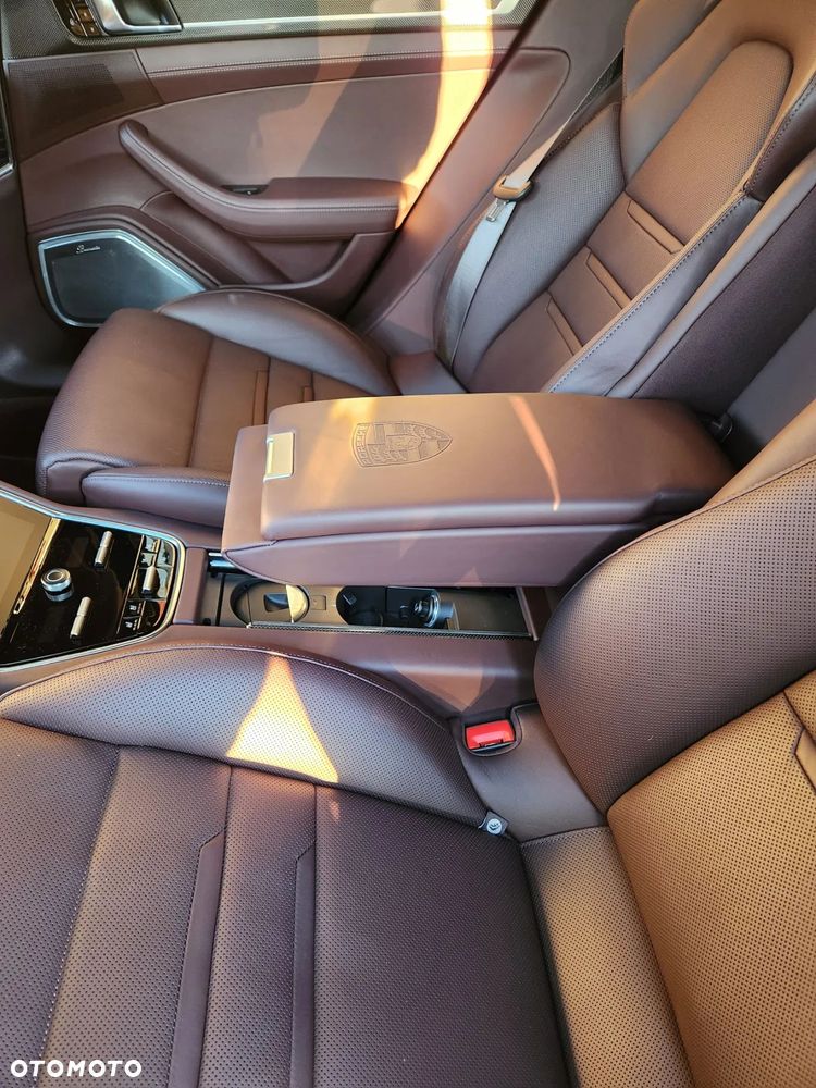 Porsche Panamera Turbo - 19