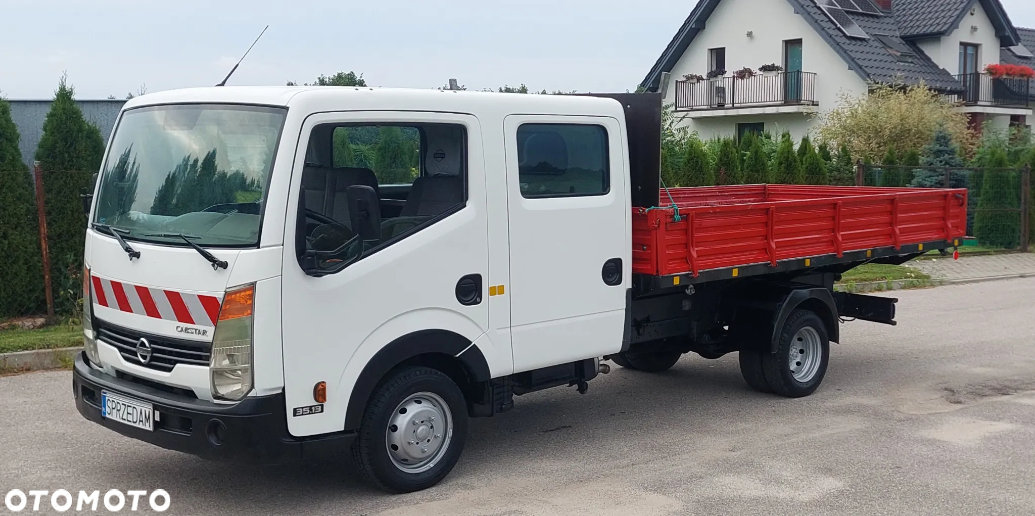 Nissan Cabstar - 3