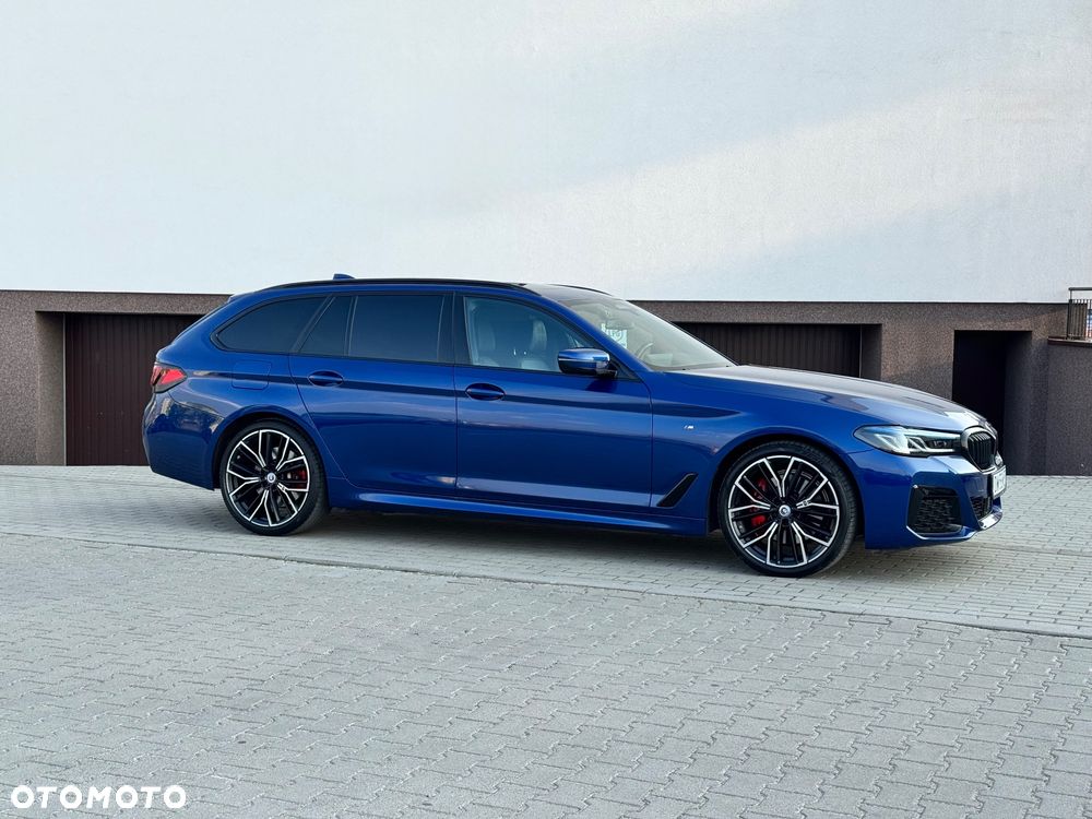 BMW Seria 5 530i xDrive mHEV M Sport sport - 2