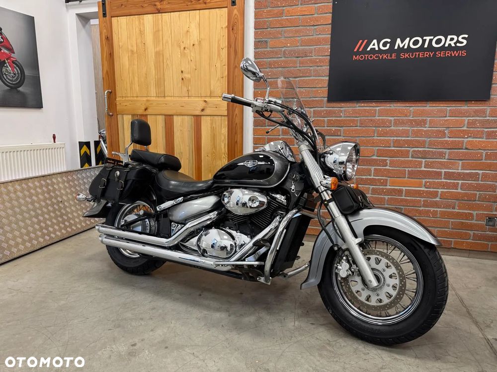 Suzuki VL 800 Volusia - Boulevard C50 - 1