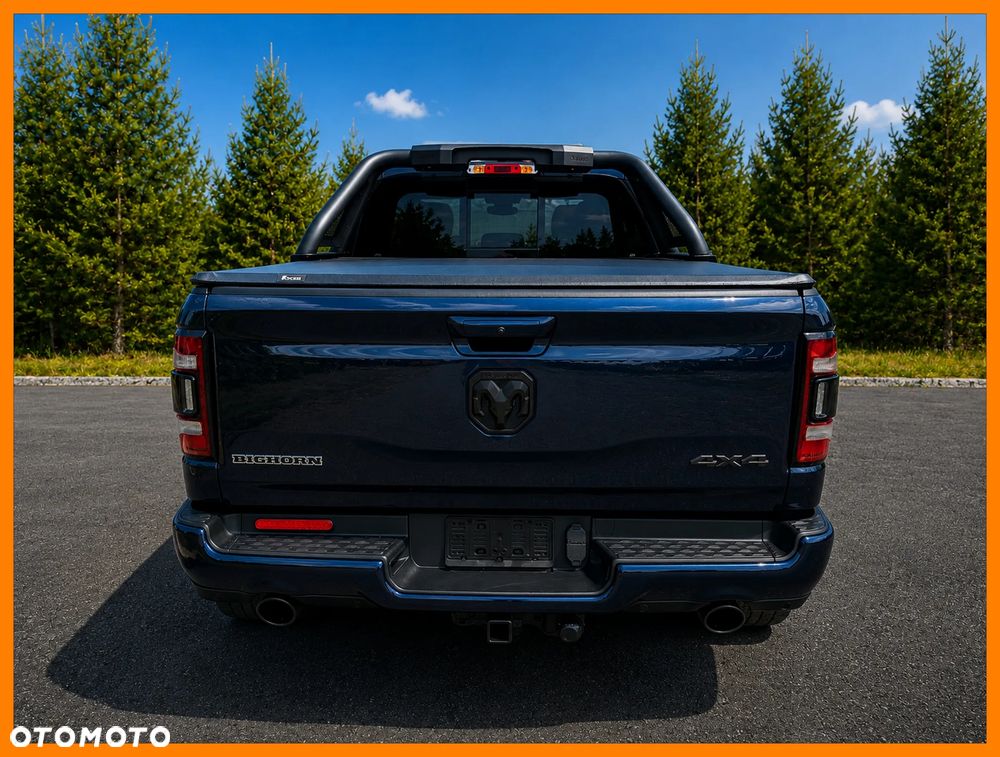 RAM 1500 Crew Cab Shortbed Bighorn - 4