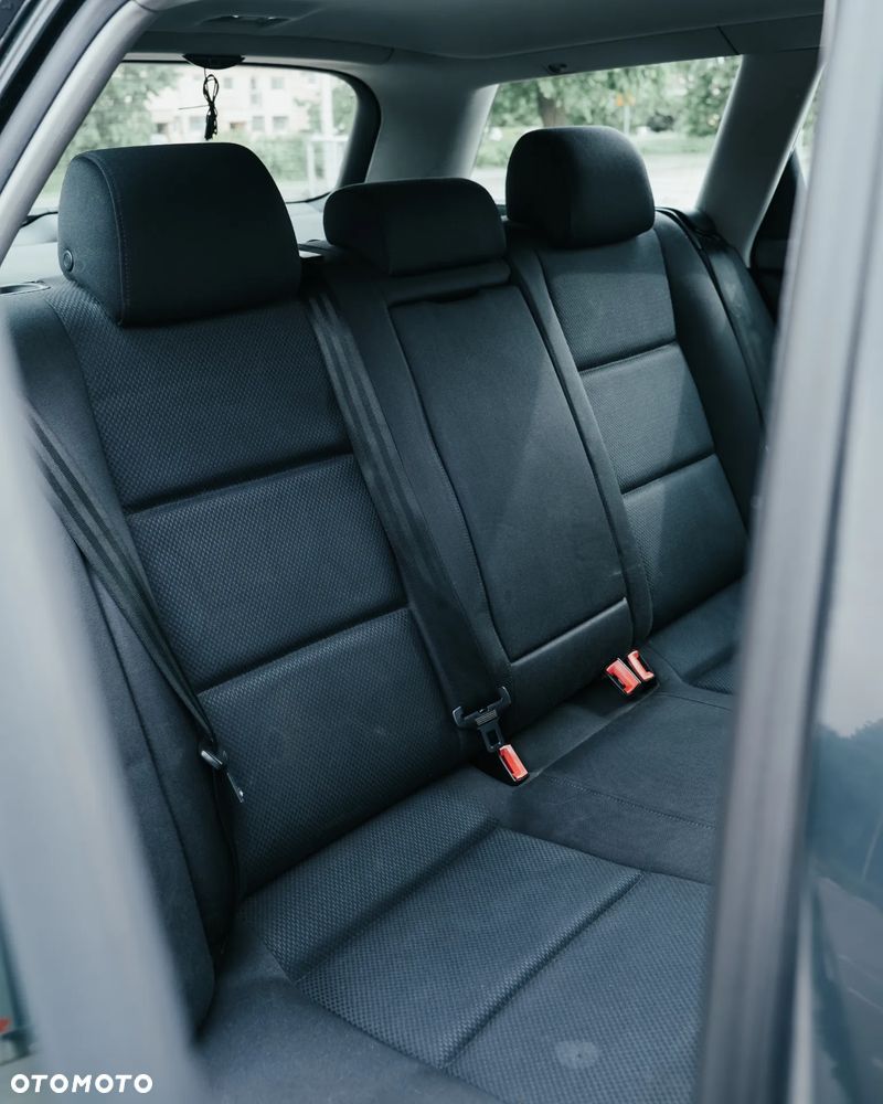 Audi A4 Avant 1.9 TDI - 23