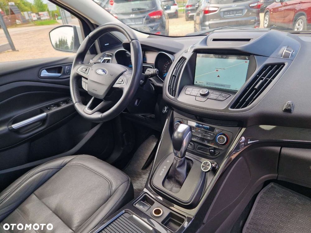 Ford Kuga 2.0 TDCi 4x4 Titanium - 23