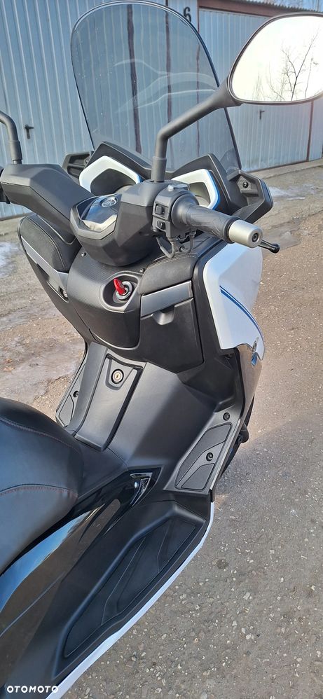 Yamaha X-max - 18