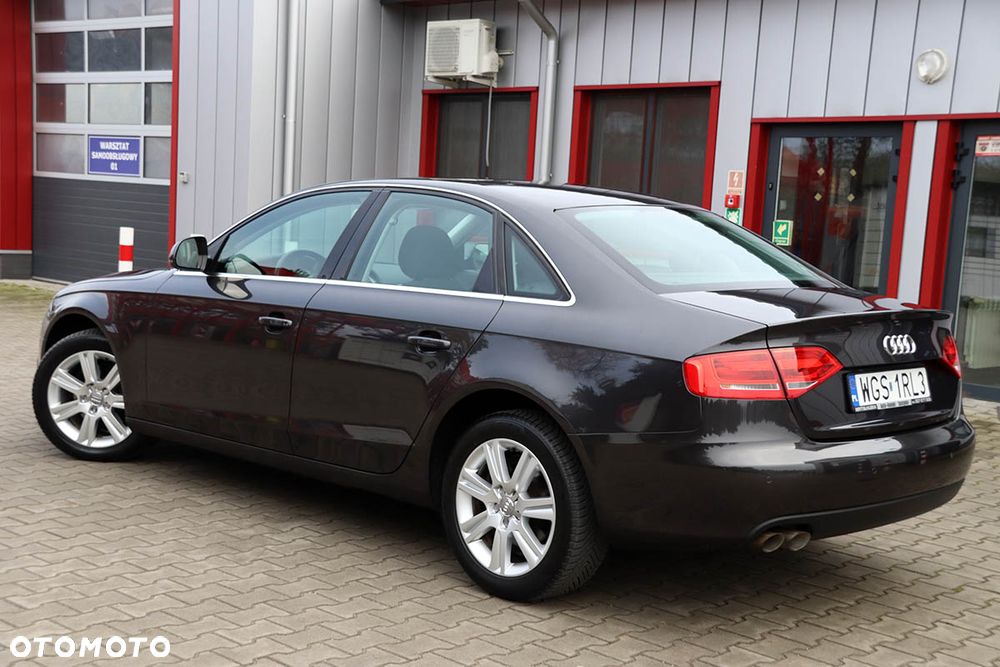 Audi A4 Limousine 2.0 TDI DPF Ambition - 13
