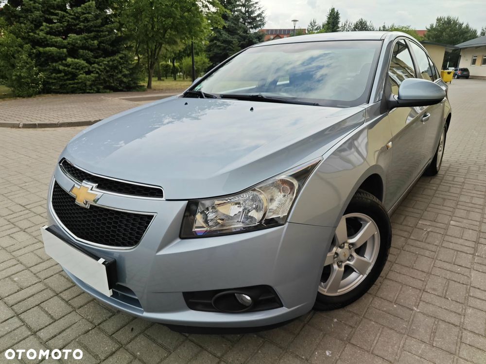 Chevrolet Cruze - 1