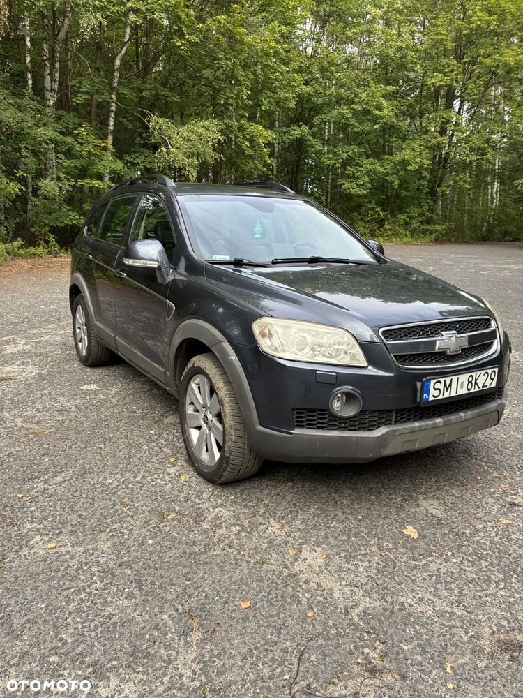 Chevrolet Captiva 2.0 d LT medium - 5
